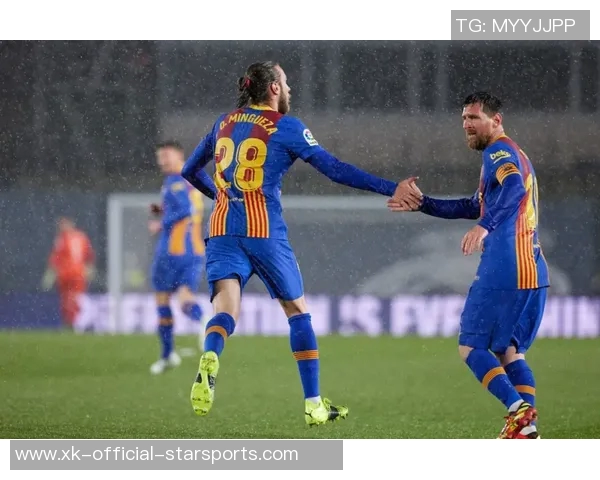 维尼修斯社交媒体分享照片激励球队期待国家德比盛战明日相见共享激情时刻